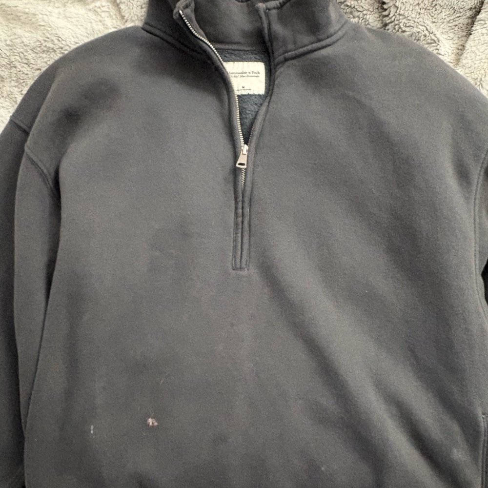 Abercrombie & Fitch Women's Black Zip-Up Sweater